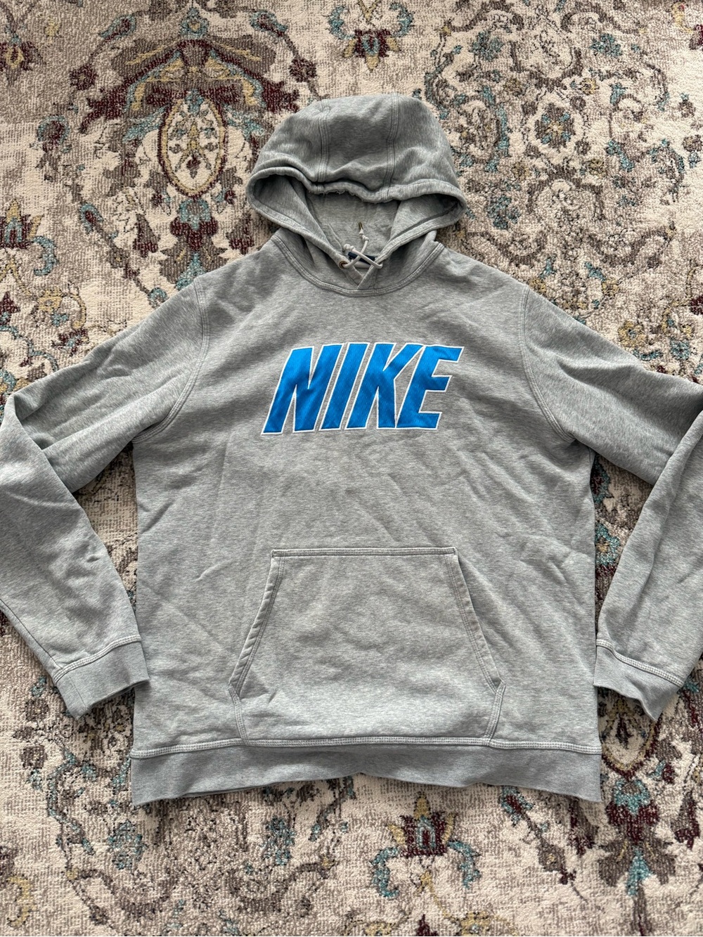 Nike hoodie - size XL